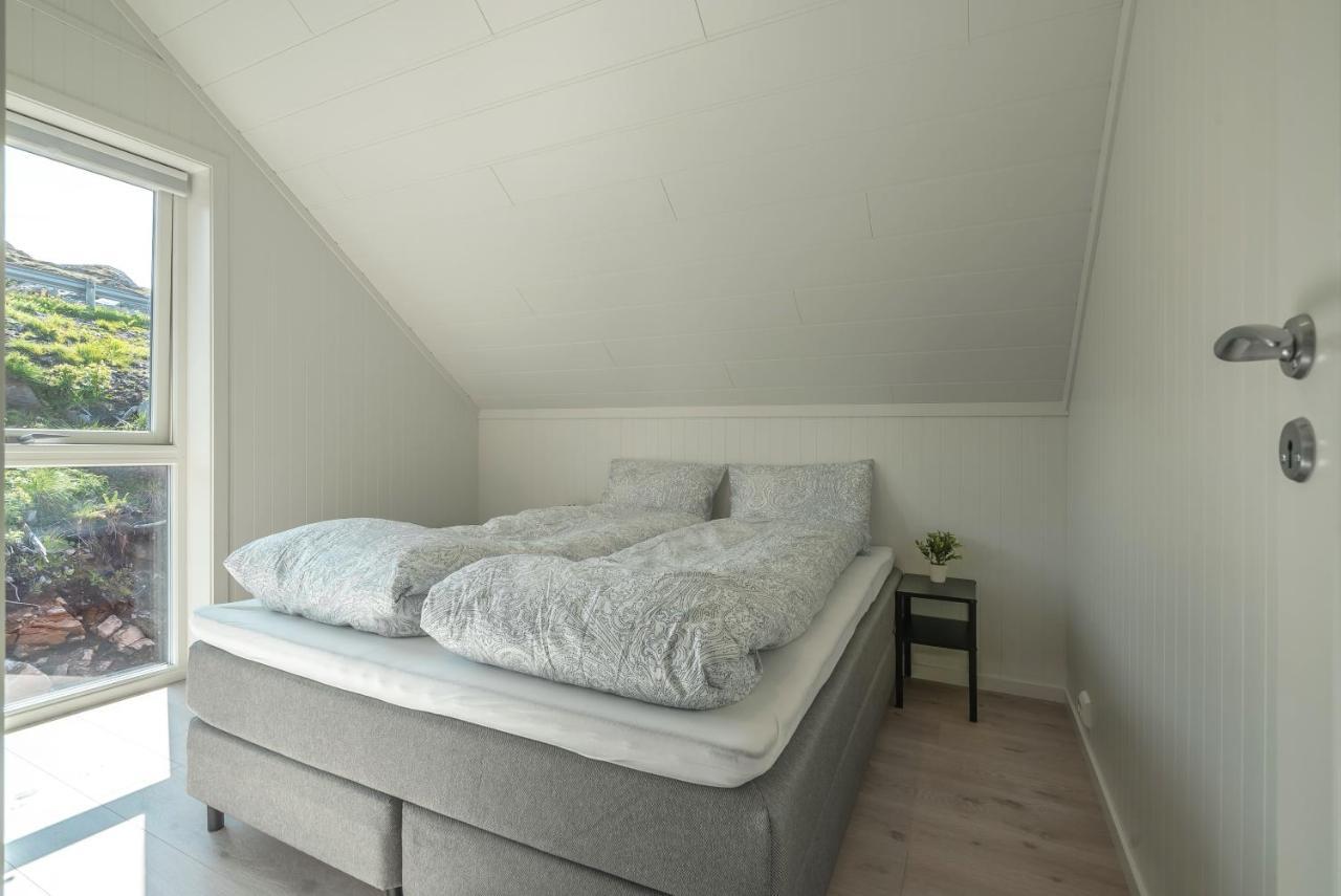 Seafront New Cabin In Lofoten Ballstad Exterior foto